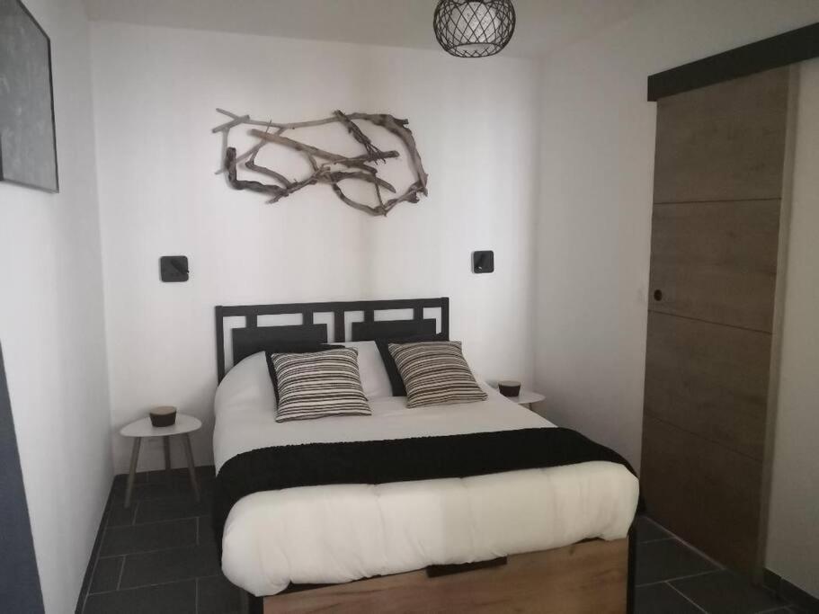 L'Annexe De L'Abbaye Apartment Оксер Екстериор снимка